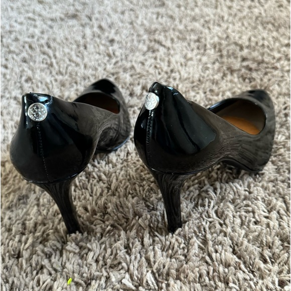 BCBGeneration Black Heel’s Sz 7B - Picture 15 of 16